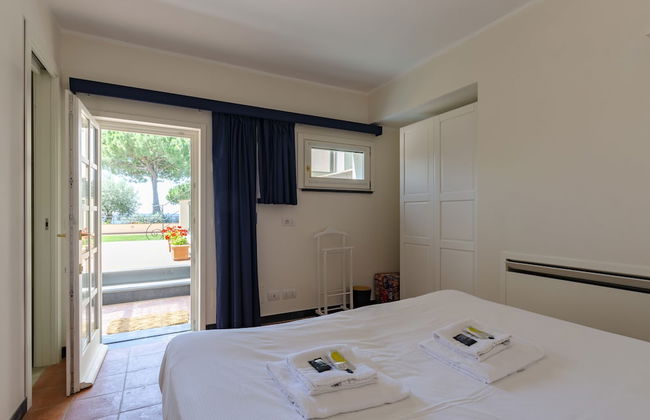 JOIVY Villa W/Superb View And Private Garden In Mulinetti - Photo 5