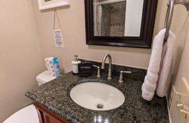 Large Upgraded, Family Friendly Condo with Garage - Foto 61