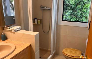 Sunny forest Villa near Barcelona - Foto 64