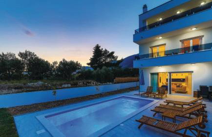 NEW VILLA DAVID, WI-FI, IPTV, 5 bedrooms, 4 bathrooms - Photo 9