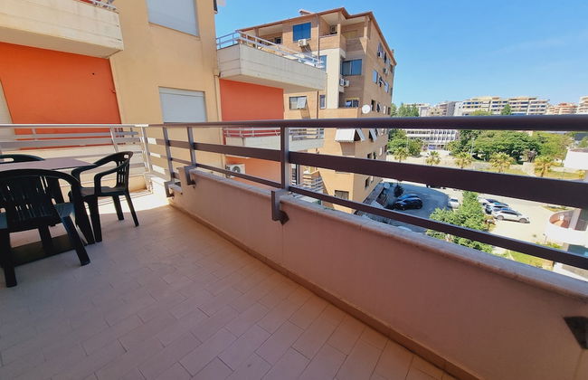 Thoma's K Studios - Photo 64