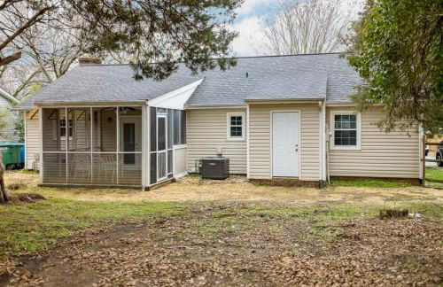 Serene Getaway with Patio in Pineville - Foto 31