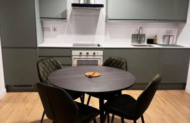 Modern 2 bedroom 2 Bathroom Flat, Free Parking in Woolwich - Foto 10