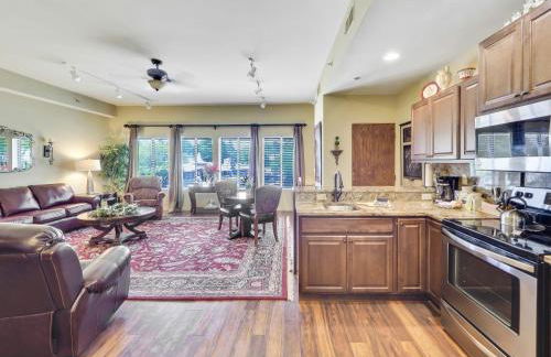 377 Edgewater Inn - Foto 1