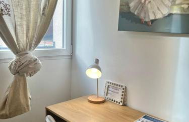 gîte 65 m2 200 m gare t-g-v et fac 400 m centre-ville grand parking 250 places gratuit face au logement - Foto 9