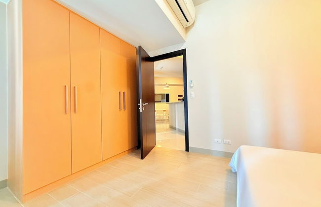 Uptown Parksuites 2 - Photo 22