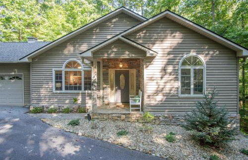 Hummingbird Hideaway · Hummingbird Hideaway in Connestee Falls - Foto 18