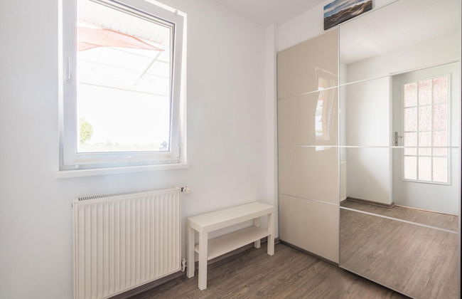 Snug Bungalow in Insel Poel Germany near Beach - Photo 4