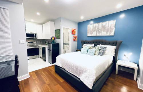 Downtown City Hall close by Kimmel Center Suite - Photo 2