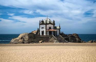 KING SIZE Bed with Air Conditioning near the BEACH & FREE Street Parking - Foto 42