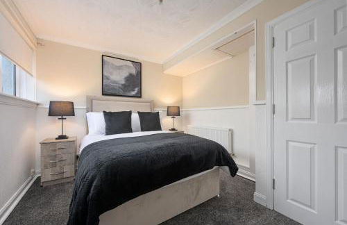 2BR Sleeps 6 with Parking Near Linlithgow Palace - Photo 24