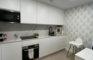 Casa con vistas y piscina privada - Photo 21