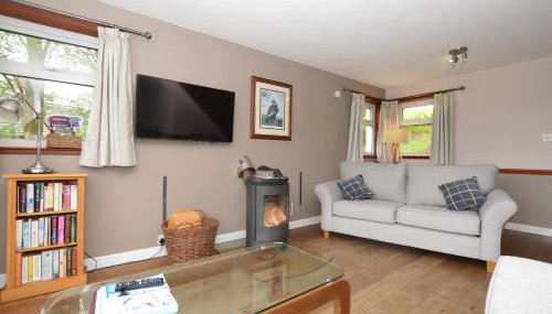 Larch Cottage - Photo 2