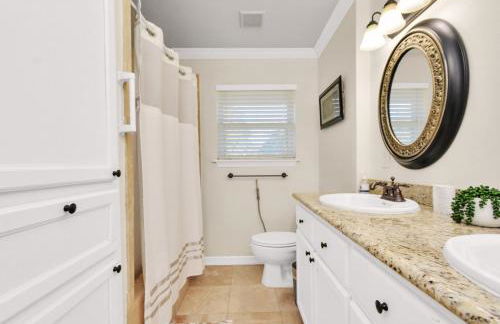 Luxury Retreat with Heated Pool, Firepit, Outdoor Cinema - Foto 30