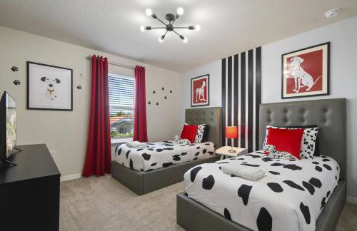 Relax in Style Pool, Resort Amenities, Near Disney - Foto 88