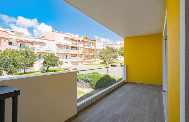 Lagos Modern 1 With Pool by Homing - Foto 13