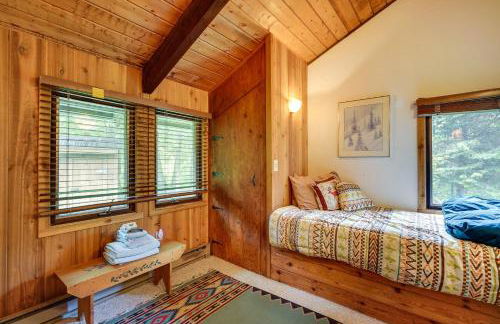 Jamaica Vacation Home with Deck 8 Mi to Skiing! - Foto 19