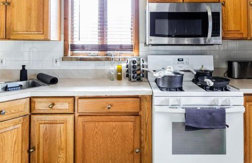 Charming 2 Bedroom Apartment Near NYC, Metlife Stadium - Foto 23