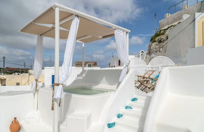 Astrea Suites Feggaropetra Cave House - Photo 3