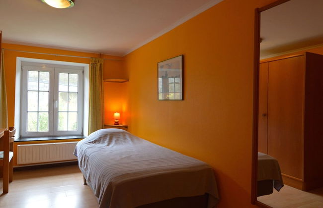 Cozy Holiday Home in Stoumont with Sauna & Hot Tub - Photo 2