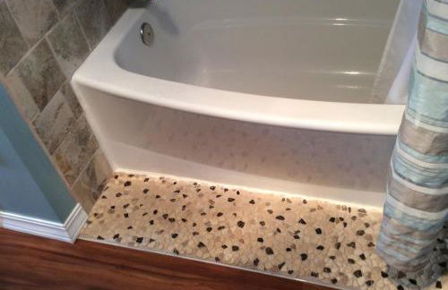 Peaceful Vacation Getaway, Private Yard, Hot Tub, 360 Views, Cozy Cottage in the heart of the Bitterroot Valley, Sage Cottage 406 - Foto 4