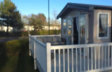 Silver 3 Bed Static Caravan With Patio - Foto 43