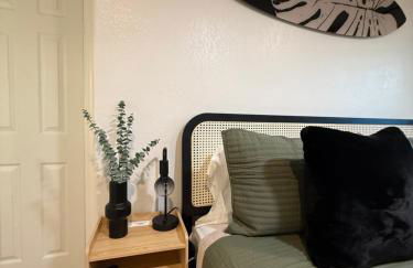 Beach Paradise- 4 min walk from beach - Foto 20