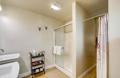 Strawberry Hideaway in the Pines with Hot Tub! - Foto 16