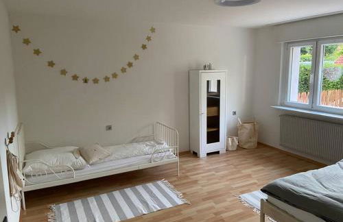 SCHÖNE HELLE FERIENWOHNUNG - Foto 11