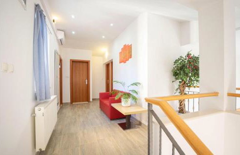 3 Bedroom Pet Friendly Home In Neoric - Foto 17