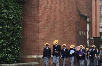 Bikki Apartments - 2 Bed - Free Parking - Own Entrance - Photo 24