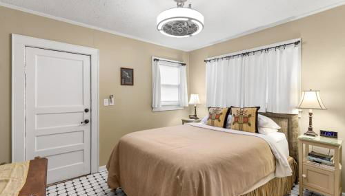 Charming 1923 Cottage at Erehwon Retreat - Foto 5