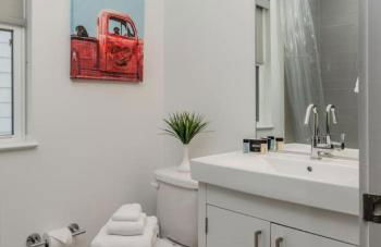 The NEW Nashview Rooftop-Skyline View - Sleeps 12 - Foto 6