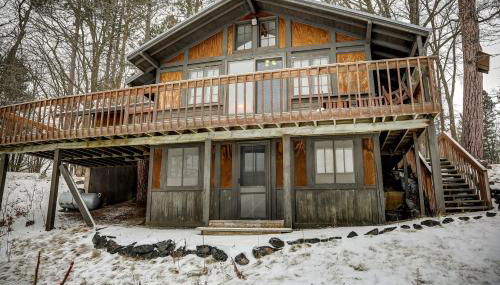 Stunning Cabin Getaway Surrounded by Towering Pine Trees in Walker, Minnesota - Foto 1