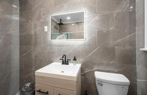 Quirky & Chic 3BR in Montrose - Perfect for Families & Groups - Foto 9