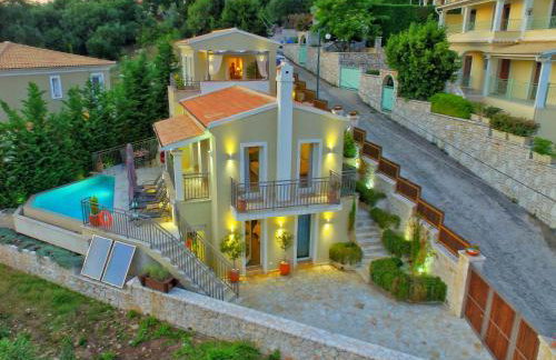 The Cassius Hill House - Photo 4