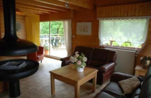 Chalet de Charme 100m² - Grand jardin - Gite les 4 saisons- Lac de chalain - Foto 19