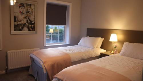 Last-Minute Escape l The Grey Door 2 Bed Cottage Banbridge Parking Private Garden l Nestled Property Management - Foto 3