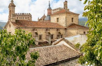 Apartamentos turísticos EL PATIO DEL NOGAL - Photo 2
