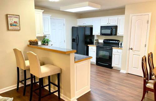 Spacious & comfy home in ultra-convenient location 2025 Traveller Award Winner - Foto 26