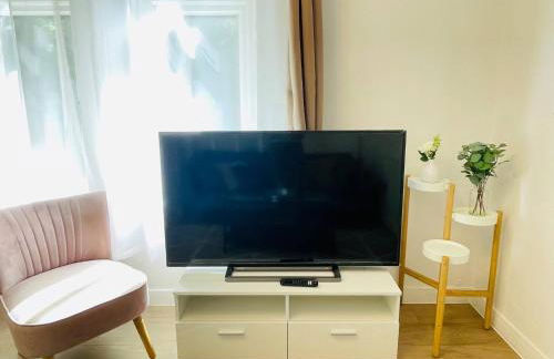 Lovely 1-bedroom Apt in Glasgow City near Subway - Foto 15