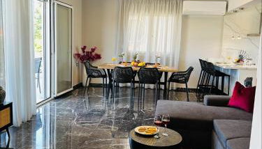 Flev's House with Jacuzzi & Rooftop BBQ - Foto 1