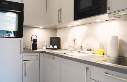 Apartment mit Balkon, Küche & Waschmaschine an der WHU - Foto 11