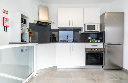 Casa das bonecas 2 # Private Garage Included # - Photo 14