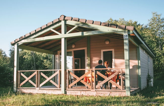 Wooden Chalet With Covered Terrace, on the Edge of a Lake - Foto 39