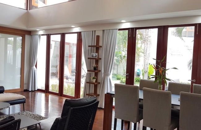 Pranaluxe Pool Villa Holiday Home - Foto 11