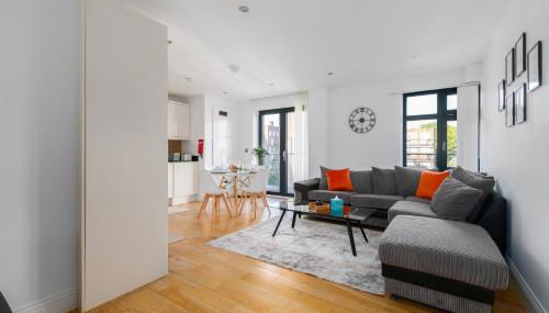 Modern Hoxton 2 Bed, 2 Bath Apartment with Balcony Sleeps 6 - Foto 4