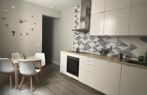 Centrally Located Spacious Private Apartment BuenaVista in Grao with Rooftop - Photo 13