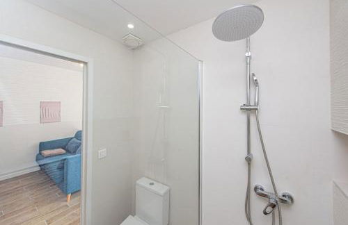 Nice, 3-room refurbished apartment near train station - Foto 9