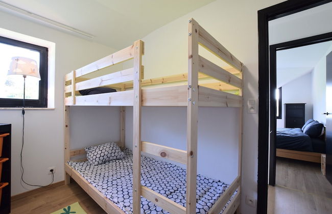 Charming Holiday Home in Sainte-ode With Terrace - Foto 7